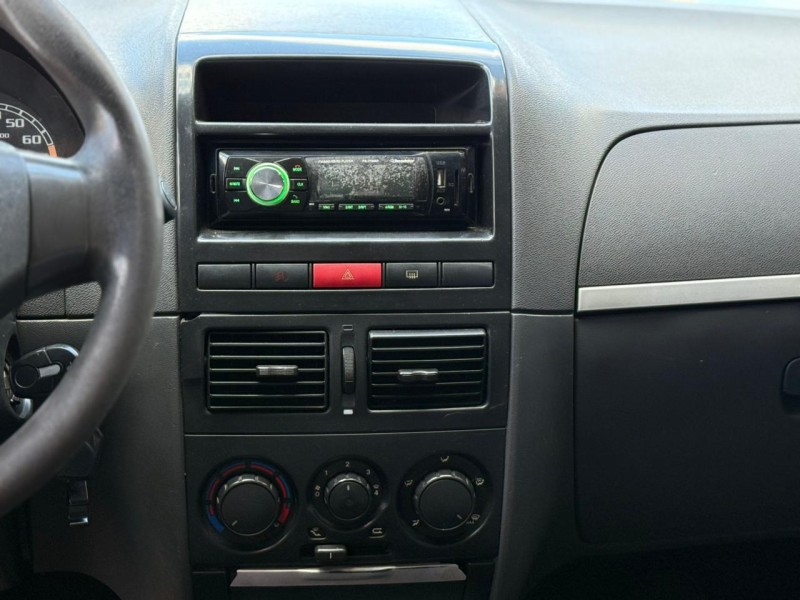 PALIO 1.3 MPI FIRE ELX WEEKEND 8V FLEX 4P MANUAL - 2005 - LAGOA VERMELHA