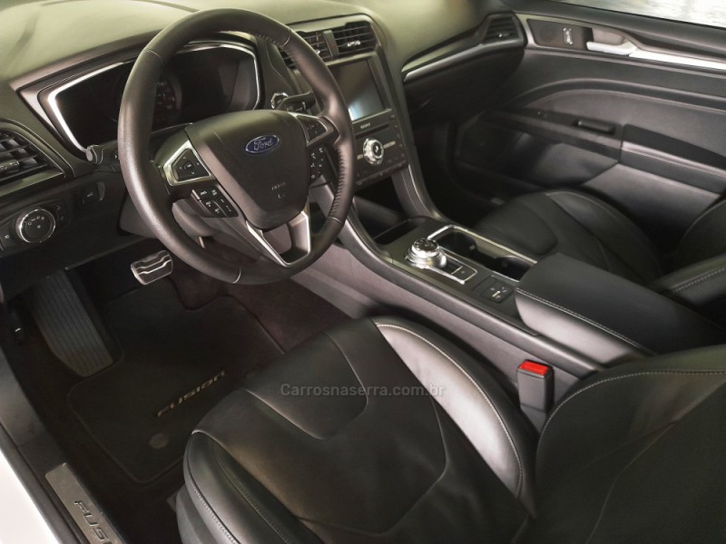 FUSION 2.0 TITANIUM GTDI ECOBOOST AWD AUTOMÁTICO - 2017 - CAXIAS DO SUL