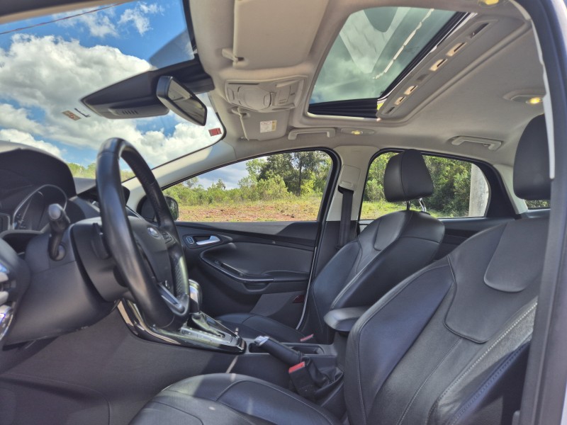 FOCUS 2.0 TITANIUM FASTBACK 16V FLEX 4P AUTOMÁTICO - 2016 - BENTO GONçALVES