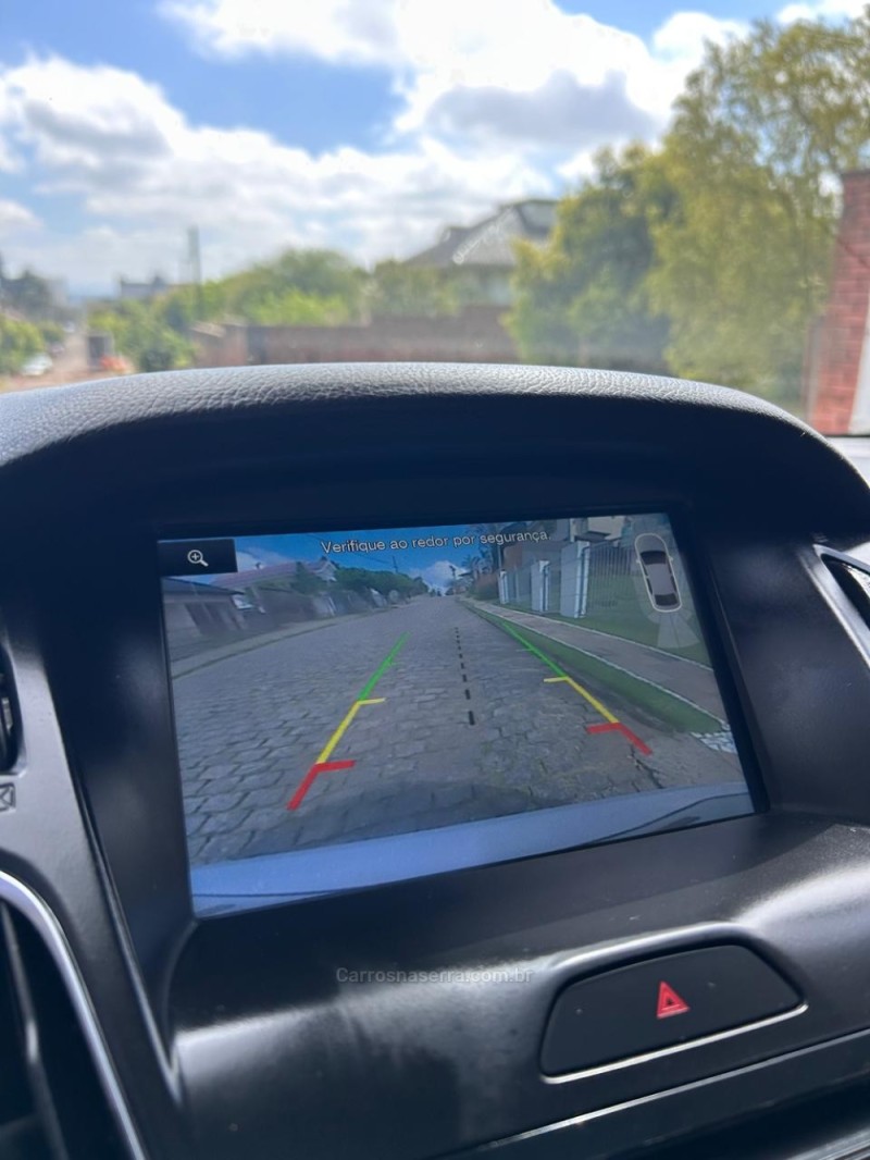 FOCUS 2.0 TITANIUM FASTBACK 16V FLEX 4P AUTOMÁTICO - 2016 - VENâNCIO AIRES