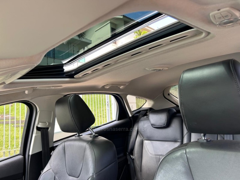 FOCUS 2.0 TITANIUM FASTBACK 16V FLEX 4P AUTOMÁTICO - 2016 - VENâNCIO AIRES