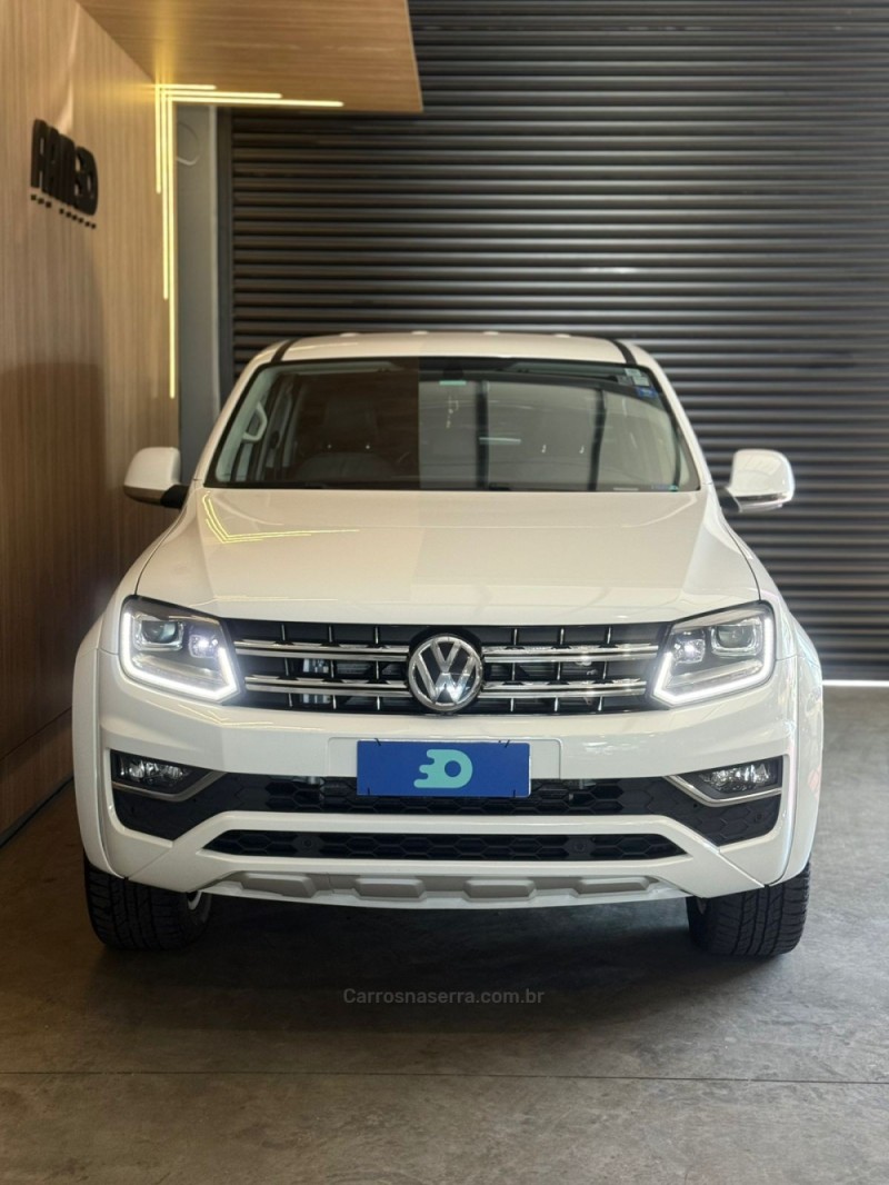 AMAROK 2.0 HIGHLINE 4X4 CD 16V TURBO INTERCOOLER DIESEL 4P AUTOMÁTICO - 2019 - LAJEADO