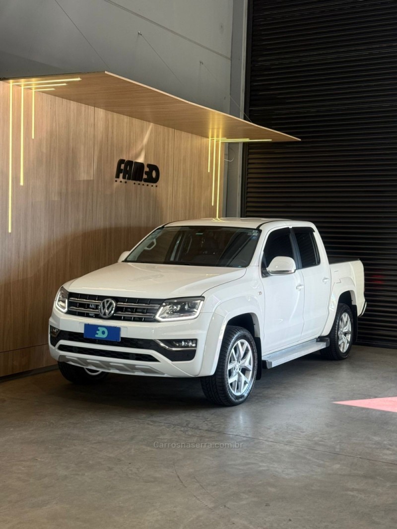 AMAROK 2.0 HIGHLINE 4X4 CD 16V TURBO INTERCOOLER DIESEL 4P AUTOMÁTICO - 2019 - LAJEADO