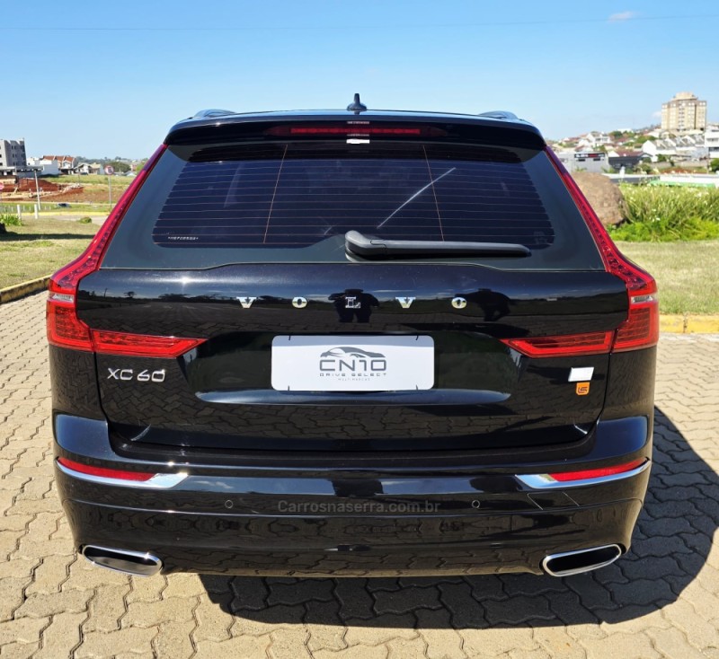 XC60 2.0 T8 INSCRIPTION 4P HYBRID AUTOMÁTICO - 2021 - LAJEADO