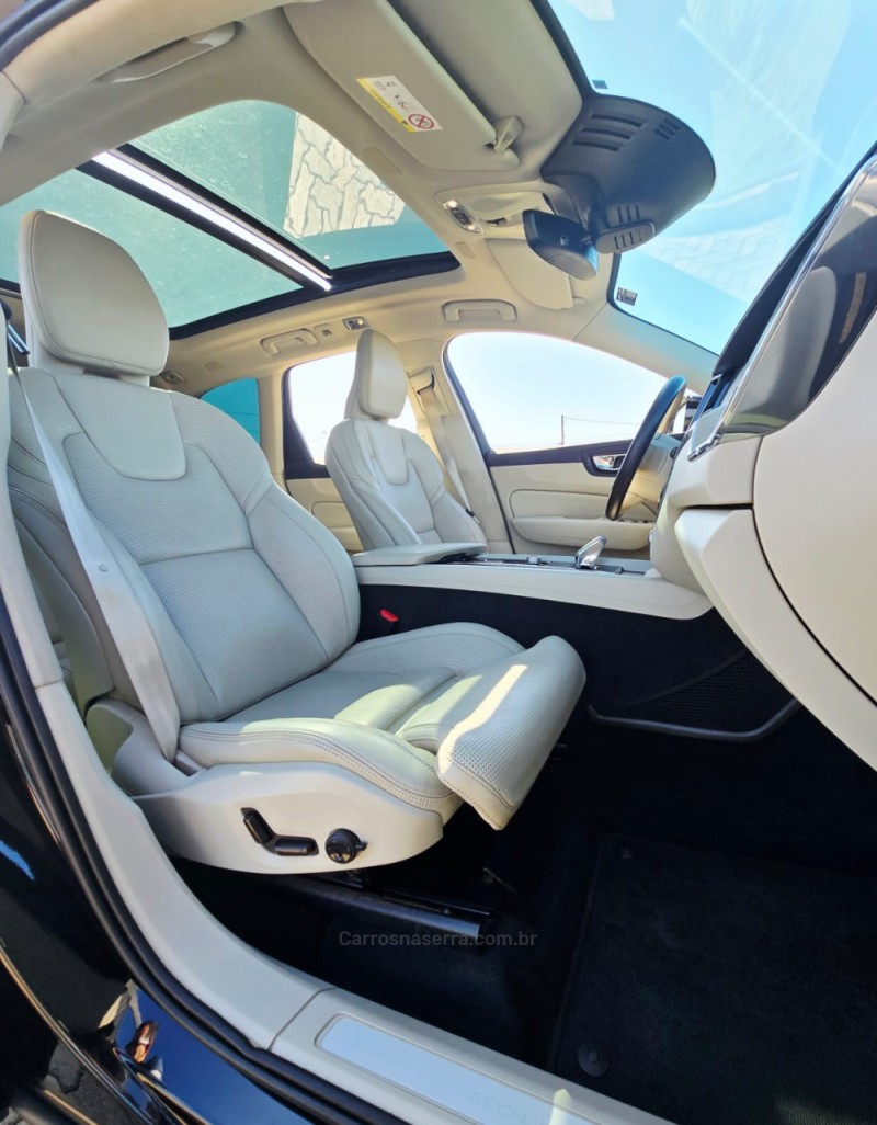 XC60 2.0 T8 INSCRIPTION 4P HYBRID AUTOMÁTICO - 2021 - LAJEADO
