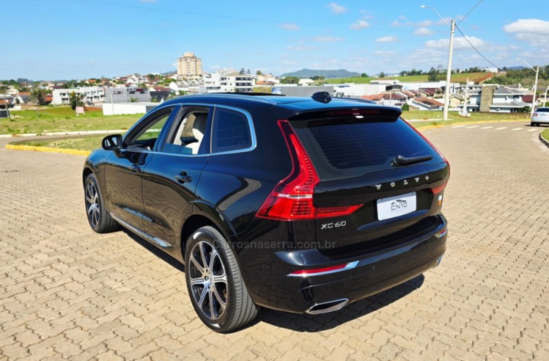 XC60 2.0 T8 INSCRIPTION 4P HYBRID AUTOMÁTICO - 2021 - LAJEADO