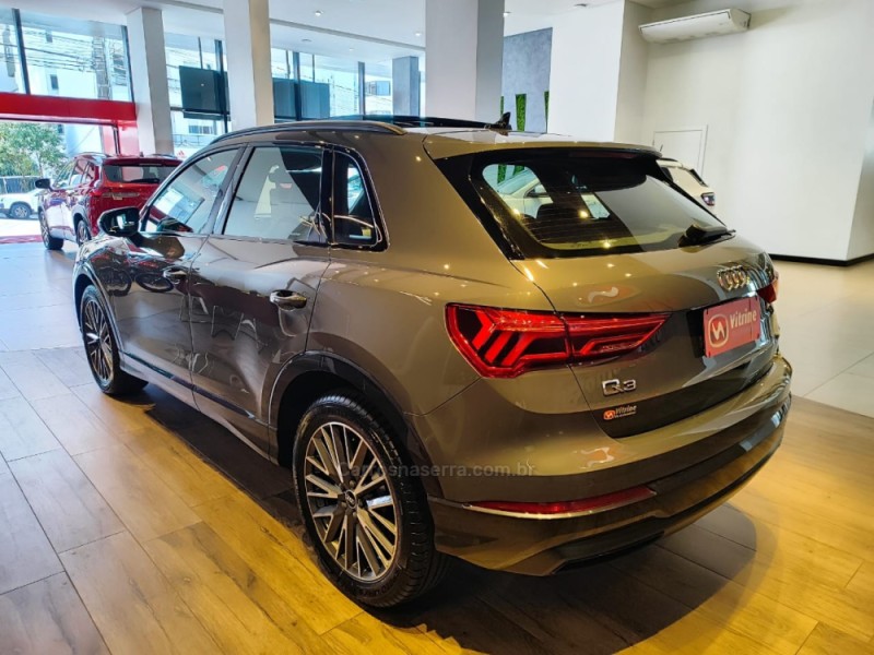 Q3 1.4 TFSI BLACK EDITION S TRONIC FLEX 4P AUTOMATICO - 2022 - ERECHIM