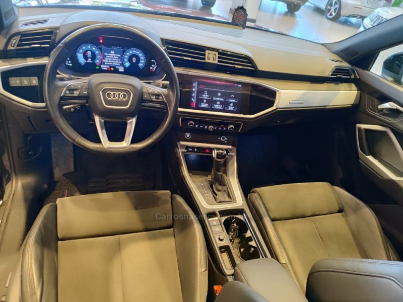 Q3 1.4 TFSI BLACK EDITION S TRONIC FLEX 4P AUTOMATICO - 2022 - ERECHIM