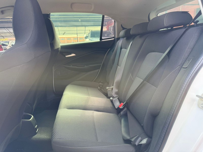 ONIX 1.0 LT 12V FLEX 4P MANUAL - 2025 - CANELA