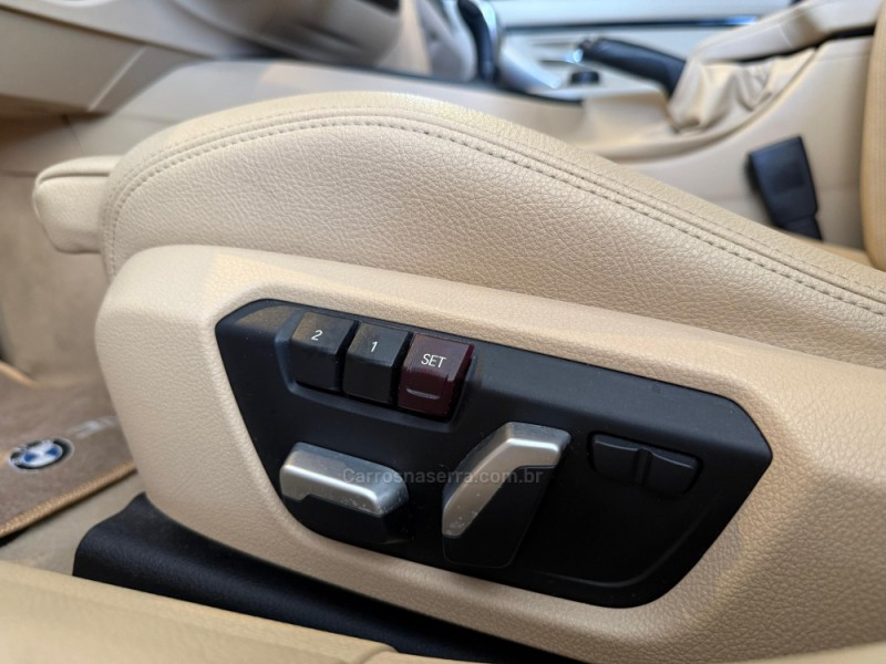 320I 2.0 GP 16V TURBO ACTIVE FLEX 4P AUTOMÁTICO - 2016 - SãO LEOPOLDO