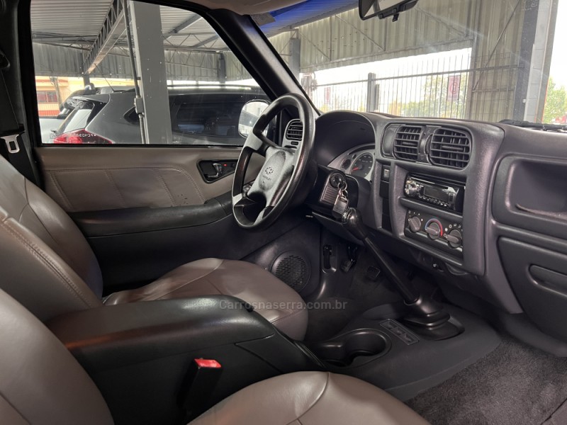 S10 2.4 MPFI ADVANTAGE 4X2 CD 8V FLEX 4P MANUAL - 2007 - BOM PRINCíPIO