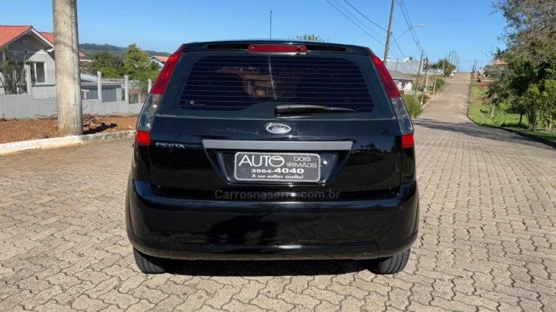 FIESTA 1.0 MPI CLASS HATCH 8V FLEX 4P MANUAL - 2013 - DOIS IRMãOS