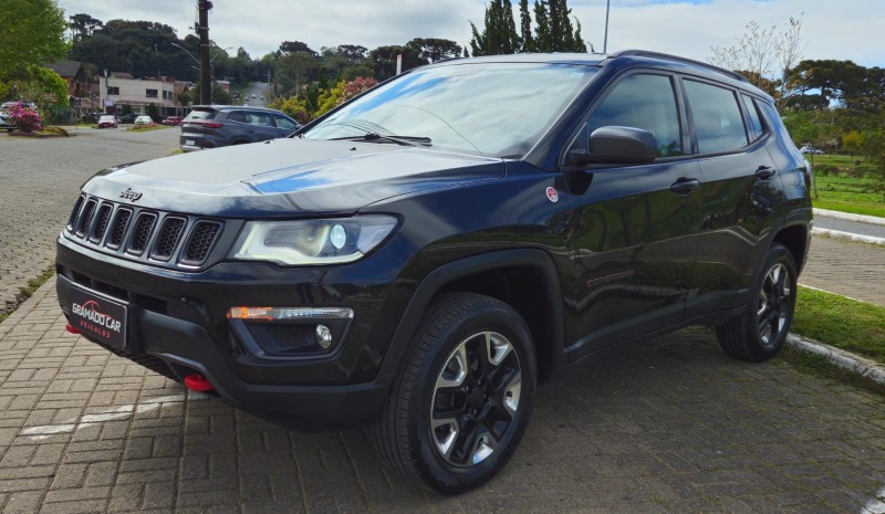 COMPASS 2.0 16V DIESEL TRAILHAWK 4X4 AUTOMÁTICO - 2017 - CANELA