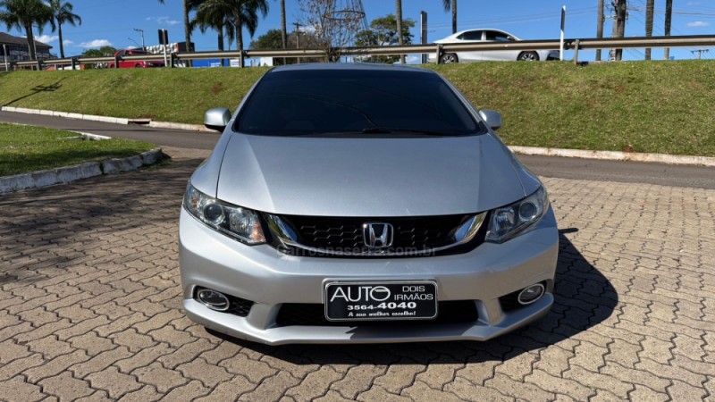 CIVIC 1.8 LXS 16V FLEX 4P MANUAL - 2014 - DOIS IRMãOS