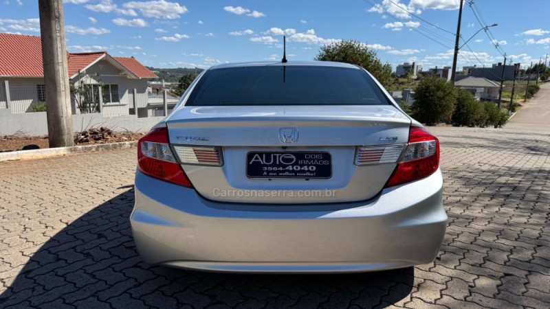 CIVIC 1.8 LXS 16V FLEX 4P MANUAL - 2014 - DOIS IRMãOS