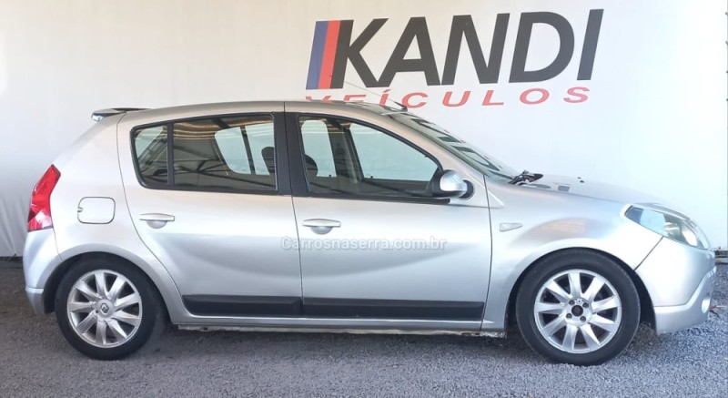 SANDERO 1.6 EXPRESSION 8V FLEX 4P MANUAL - 2010 - CAXIAS DO SUL