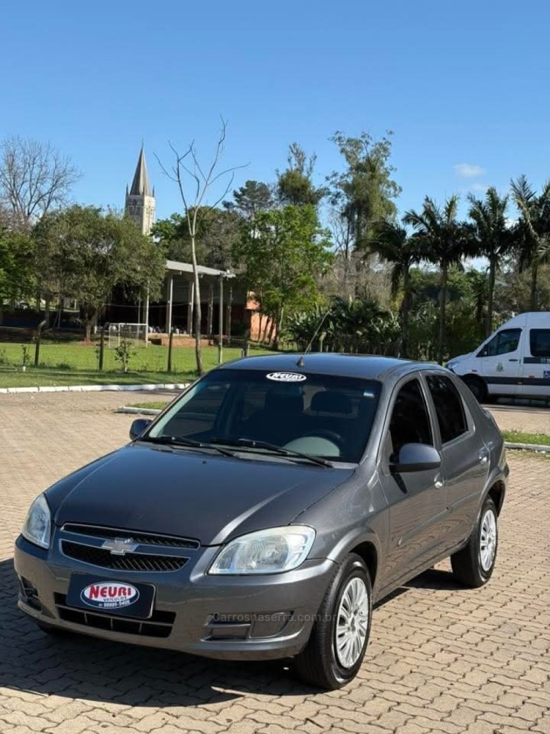 PRISMA 1.4 MPFI LT 8V FLEX 4P MANUAL - 2012 - LAJEADO
