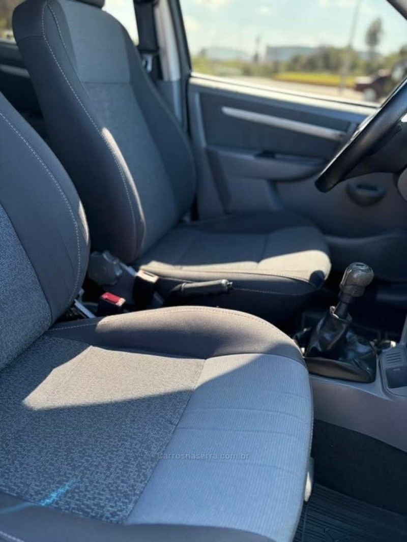 PRISMA 1.4 MPFI LT 8V FLEX 4P MANUAL - 2012 - LAJEADO