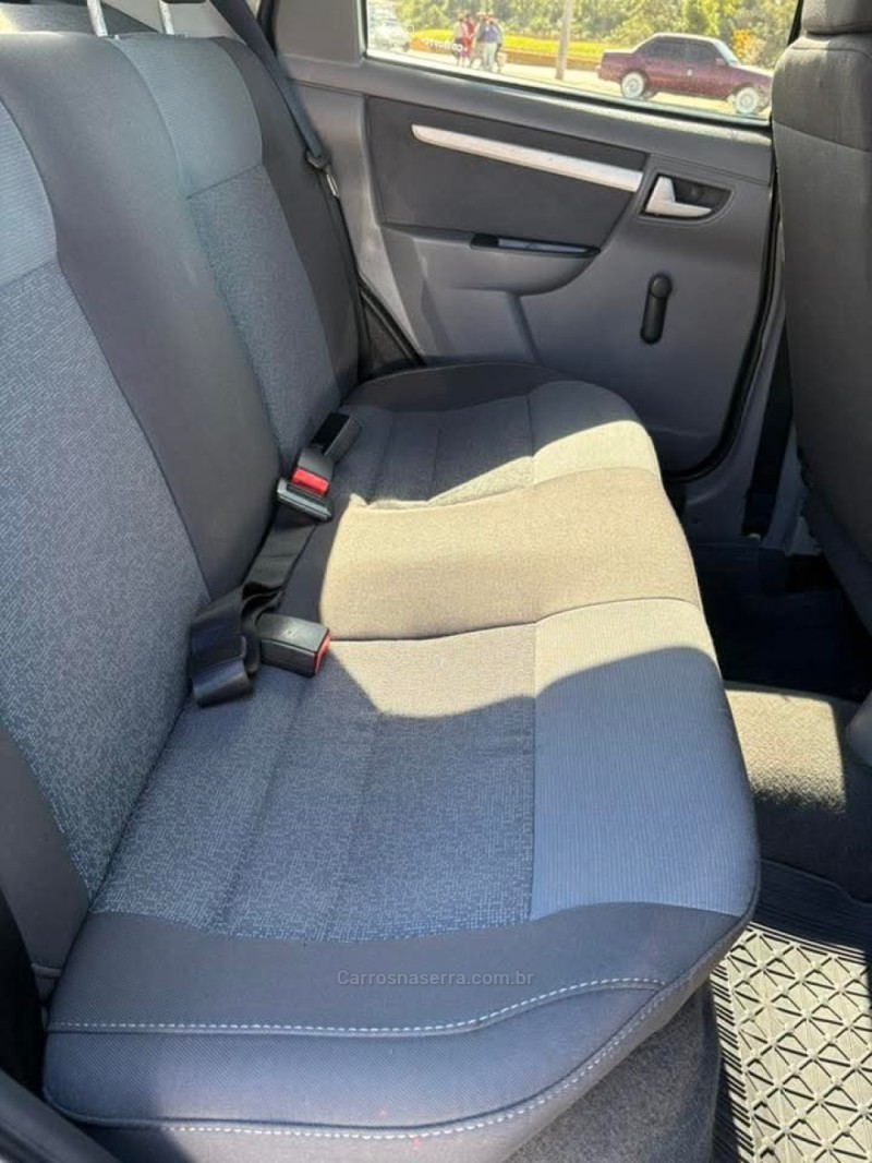 PRISMA 1.4 MPFI LT 8V FLEX 4P MANUAL - 2012 - LAJEADO
