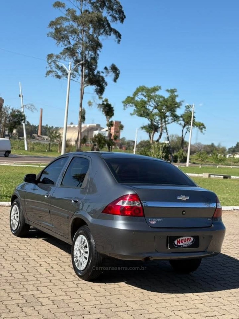 PRISMA 1.4 MPFI LT 8V FLEX 4P MANUAL - 2012 - LAJEADO