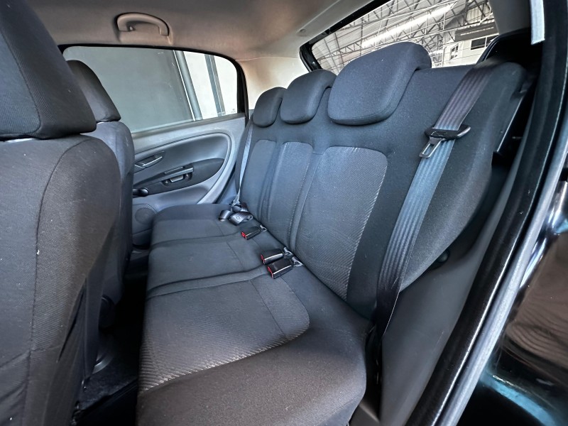 PUNTO 1.4 ELX 8V FLEX 4P MANUAL - 2010 - CAXIAS DO SUL