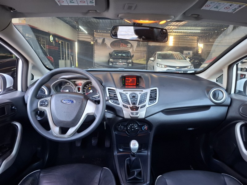 FIESTA 1.6 SE HATCH PLUS 16V FLEX 4P MANUAL - 2012 - CAXIAS DO SUL