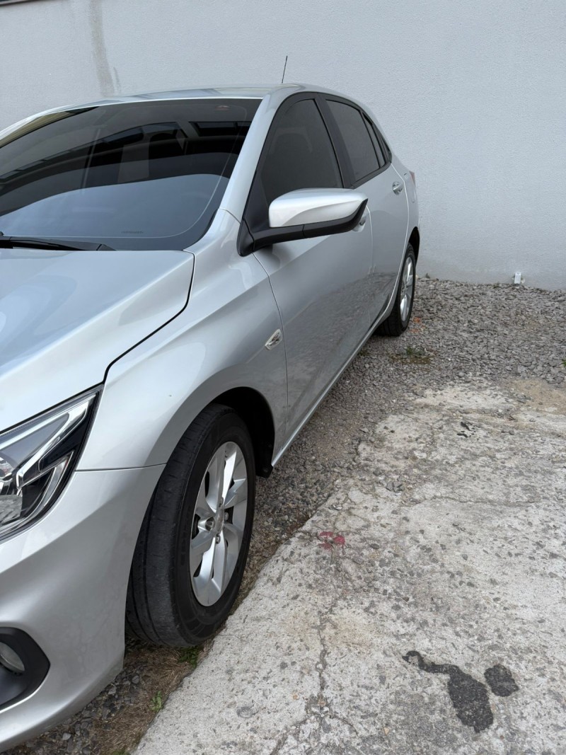 ONIX 1.0 LT 12V TURBO FLEX 4P MANUAL - 2020 - FARROUPILHA