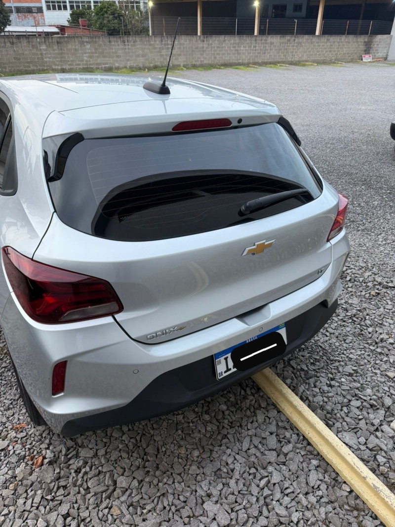 ONIX 1.0 LT 12V TURBO FLEX 4P MANUAL - 2020 - FARROUPILHA