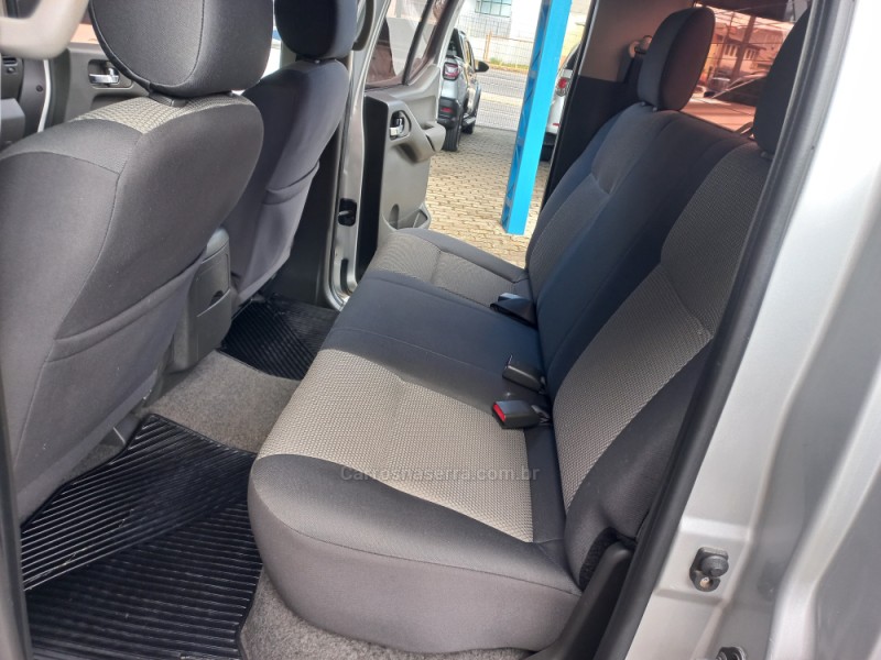 FRONTIER 2.5 SV ATTACK 4X2 CD TURBO ELETRONIC DIESEL 4P MANUAL - 2014 - CAXIAS DO SUL