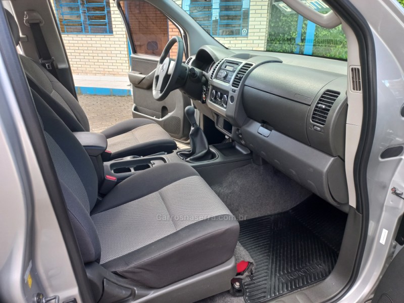 FRONTIER 2.5 SV ATTACK 4X2 CD TURBO ELETRONIC DIESEL 4P MANUAL - 2014 - CAXIAS DO SUL
