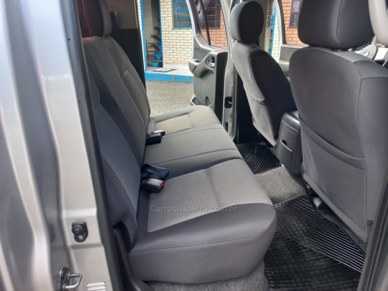 FRONTIER 2.5 SV ATTACK 4X2 CD TURBO ELETRONIC DIESEL 4P MANUAL - 2014 - CAXIAS DO SUL