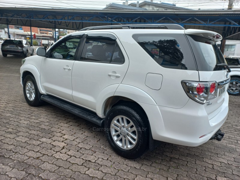 HILUX SW4 3.0 SRV 4X4 16V TURBO INTERCOOLER DIESEL 4P AUTOMÁTICO - 2015 - CAXIAS DO SUL