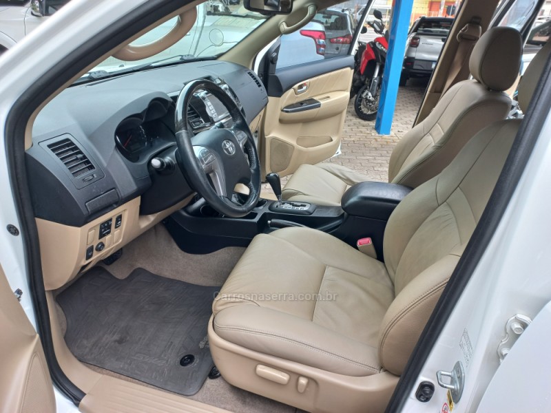 HILUX SW4 3.0 SRV 4X4 16V TURBO INTERCOOLER DIESEL 4P AUTOMÁTICO - 2015 - CAXIAS DO SUL