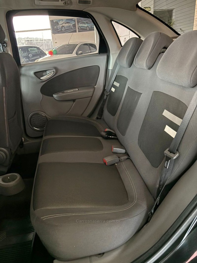 GRAND SIENA 1.6 MPI ESSENCE 16V FLEX 4P MANUAL - 2013 - IGREJINHA