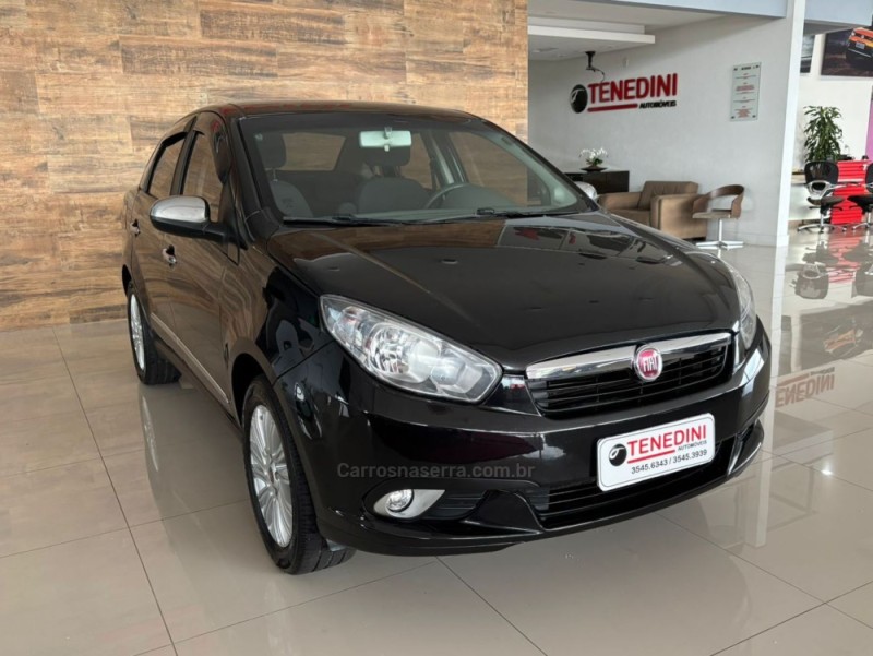 GRAND SIENA 1.6 MPI ESSENCE 16V FLEX 4P MANUAL - 2013 - IGREJINHA
