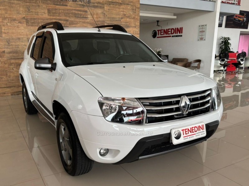 DUSTER 2.0 DYNAMIQUE 4X2 16V FLEX 4P AUTOMÁTICO - 2015 - IGREJINHA