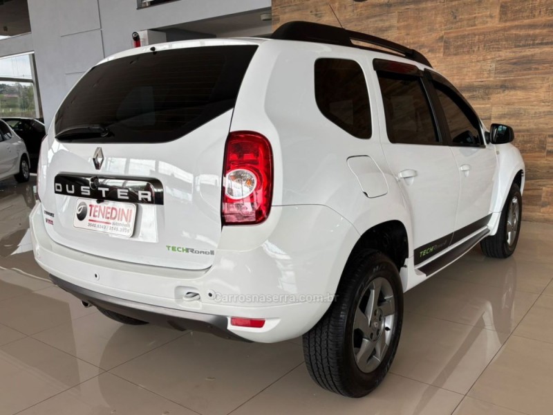 DUSTER 2.0 DYNAMIQUE 4X2 16V FLEX 4P AUTOMÁTICO - 2015 - IGREJINHA