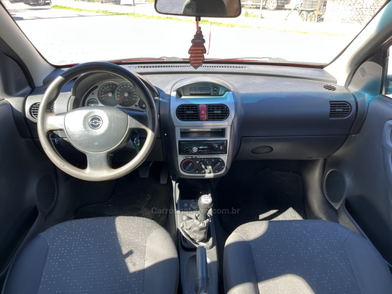 CORSA 1.4 MPFI PREMIUM SEDAN 8V FLEX 4P MANUAL - 2011 - CAXIAS DO SUL