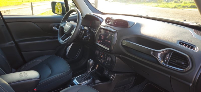 RENEGADE 1.3 LONGITUDE T270 TURBO FLEX 4P AUTOMÁTICO - 2024 - CANELA