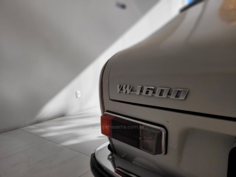 TL 1.6 8V GASOLINA 2P MANUAL - 1972 - CANELA