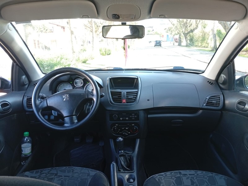 207 1.4 XR SPORT 8V FLEX 4P MANUAL - 2010 - FARROUPILHA