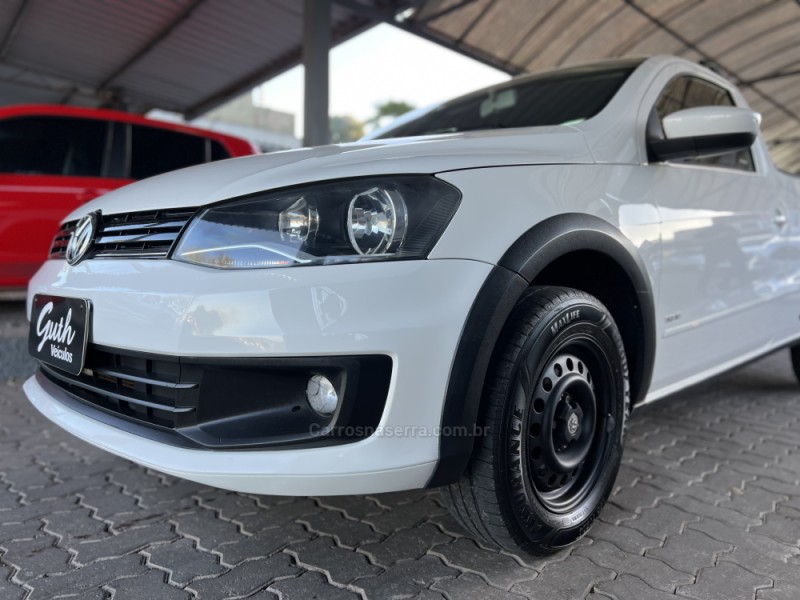 SAVEIRO 1.6 MI TREND CS 8V FLEX 2P MANUAL G.V - 2014 - BOM PRINCíPIO