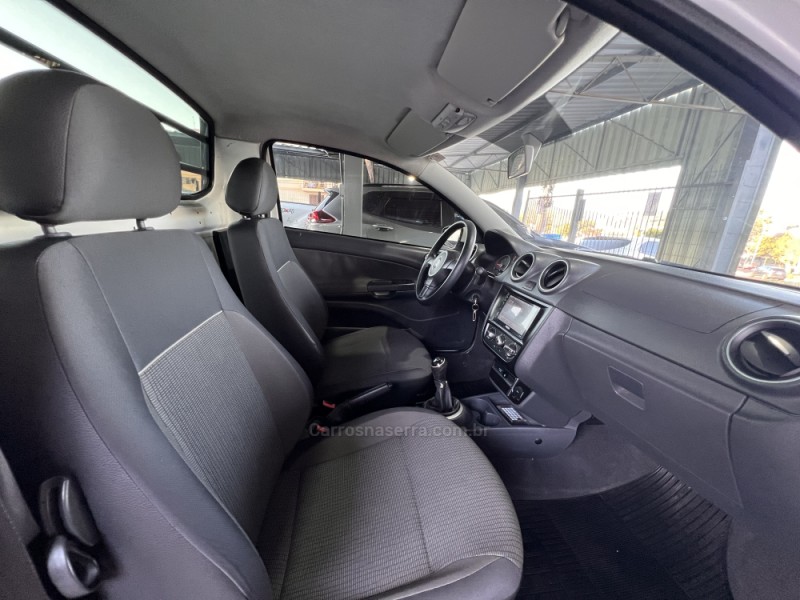 SAVEIRO 1.6 MI TREND CS 8V FLEX 2P MANUAL G.V - 2014 - BOM PRINCíPIO