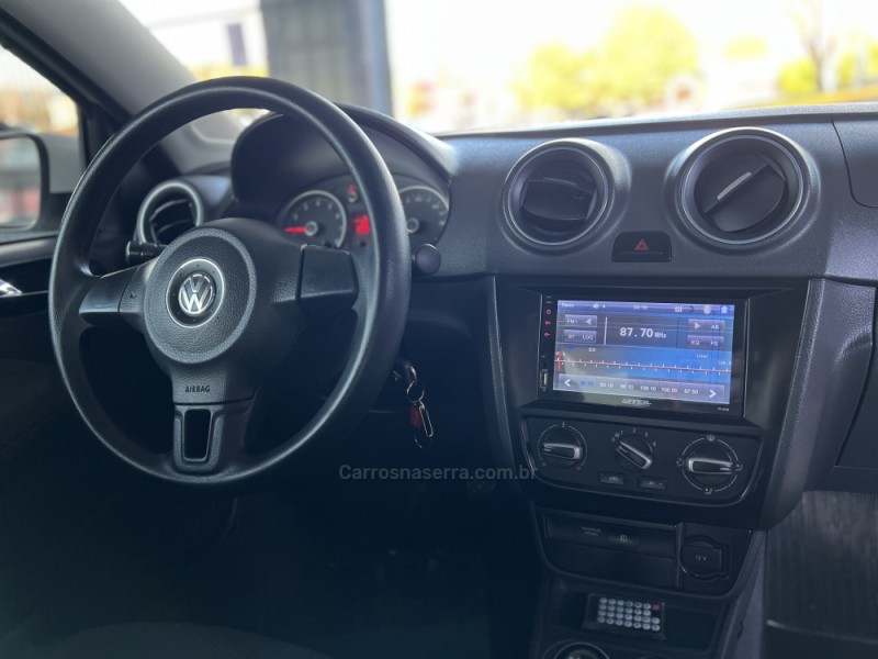 SAVEIRO 1.6 MI TREND CS 8V FLEX 2P MANUAL G.V - 2014 - BOM PRINCíPIO