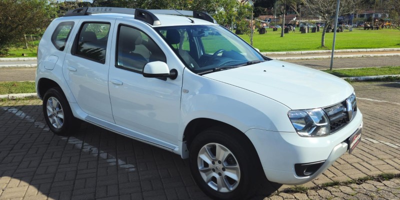DUSTER 2.0 DYNAMIQUE 4X2 16V FLEX 4P AUTOMÁTICO - 2016 - CANELA