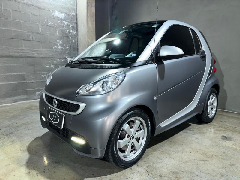 FORTWO 1.0 PASSION COUPÉ 3 CILINDROS 12V GASOLINA 2P AUTOMÁTICO - 2013 - CAXIAS DO SUL