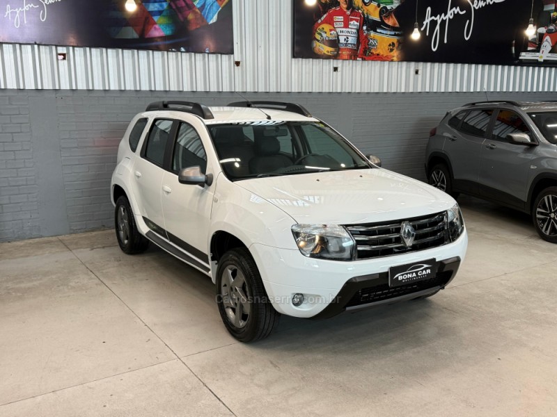 DUSTER 2.0 DAKAR 4X4 16V FLEX 4P MANUAL - 2015 - CAXIAS DO SUL