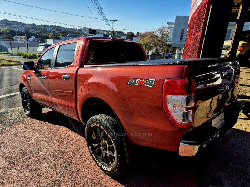 RANGER 3.2 XLT 4X4 CD 20V DIESEL 4P AUTOMÁTICO - 2021 - FARROUPILHA