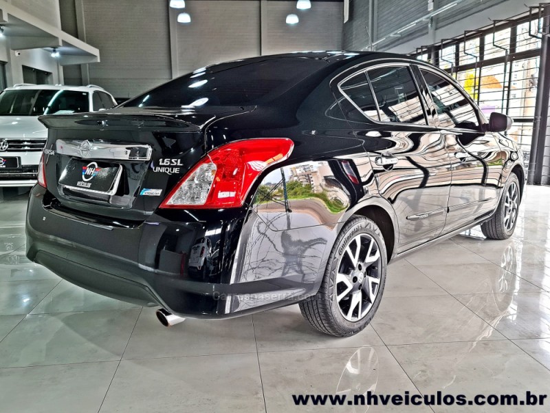 VERSA 1.6 16V FLEX UNIQUE 4P XTRONIC - 2017 - NOVO HAMBURGO