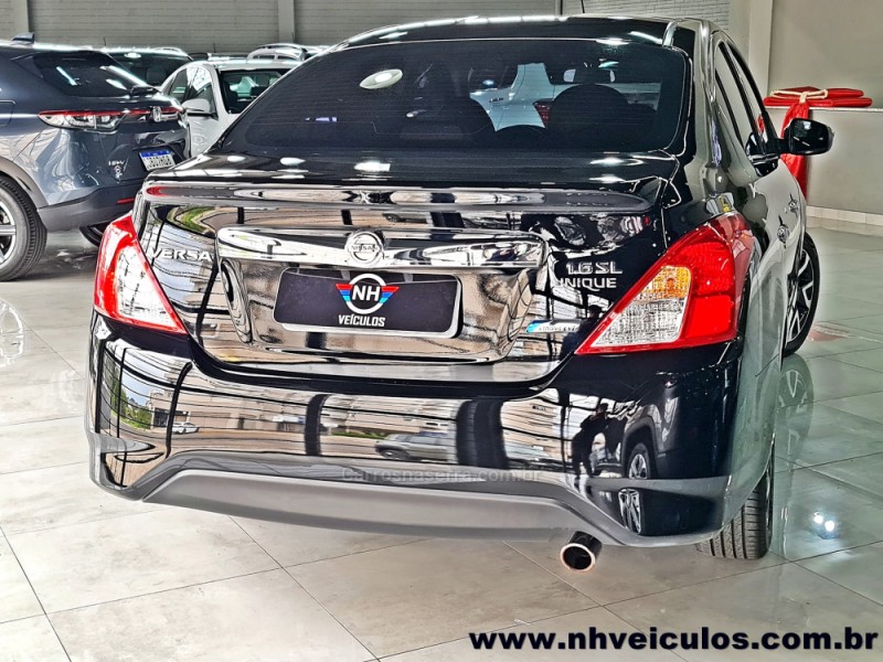 VERSA 1.6 16V FLEX UNIQUE 4P XTRONIC - 2017 - NOVO HAMBURGO